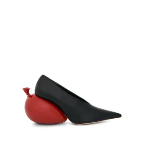 Balloon Pump in Black/Red