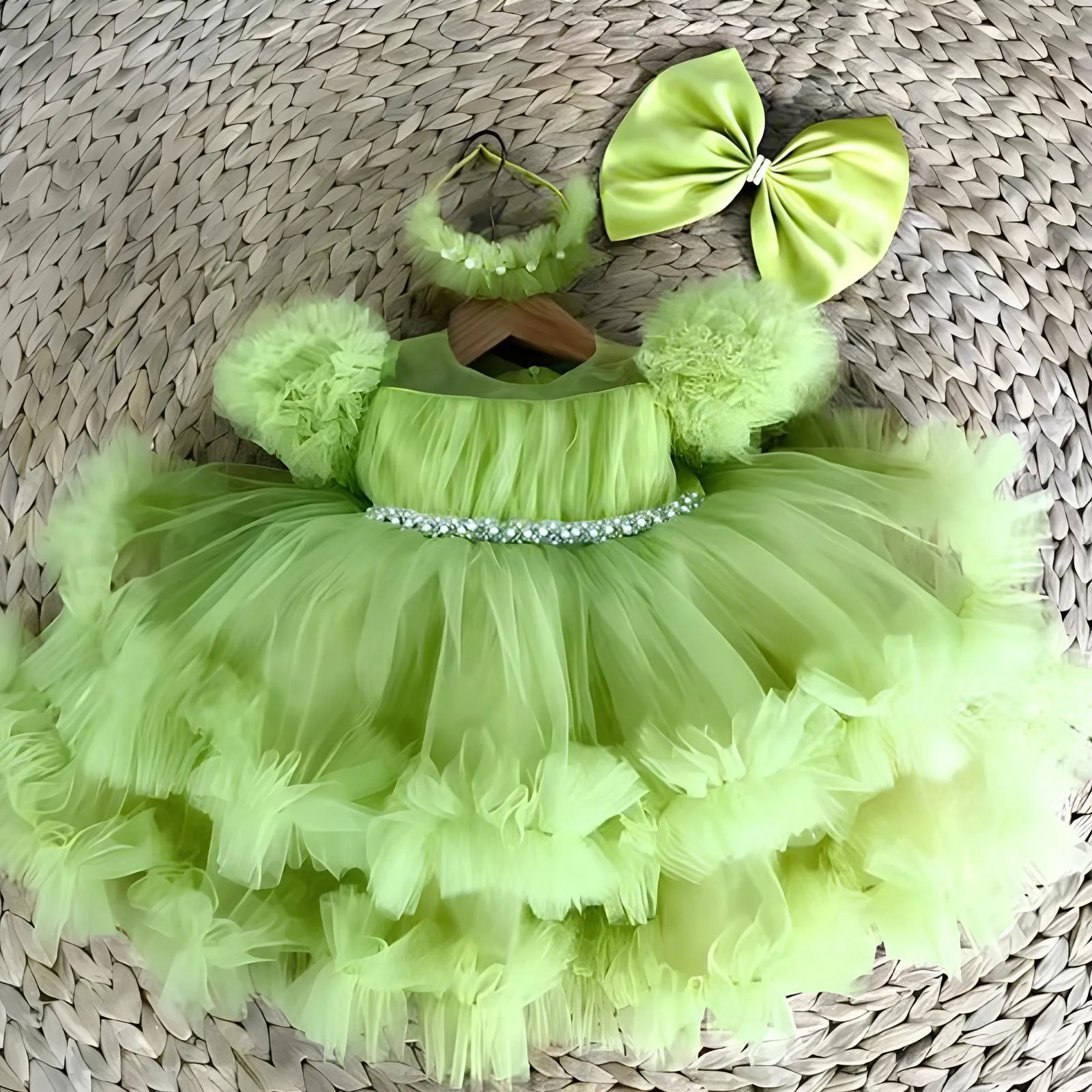 Girls puff sleeve princess dress Baby birthday party dress Suitable for many occasions