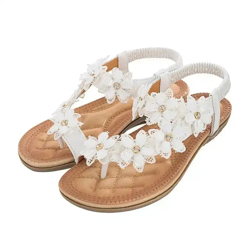 New Flower Accessories Women’s Sandals Round Toe Clip-On Flat Shoes Play Travel Beach Sandals