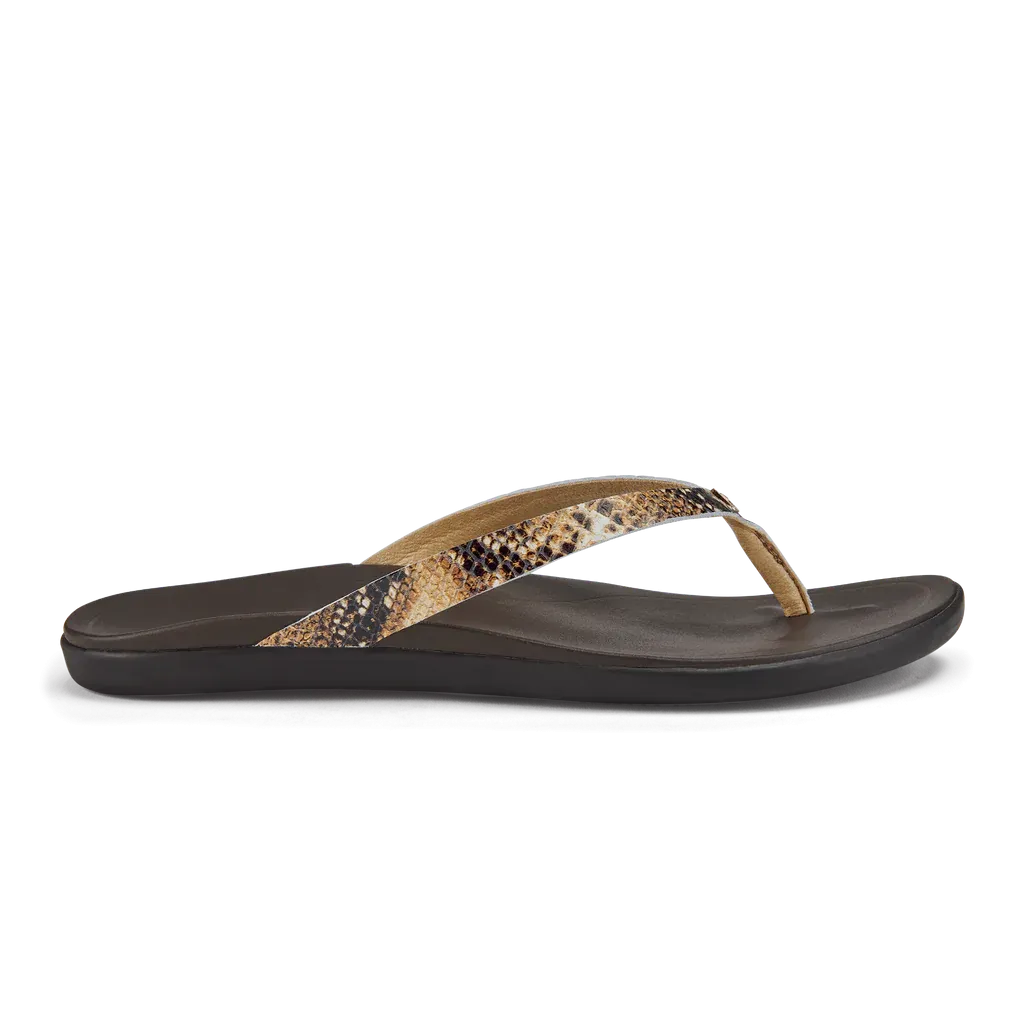 Olukai Women's Ho'opio Leather Sandal - W Tan Mo'o