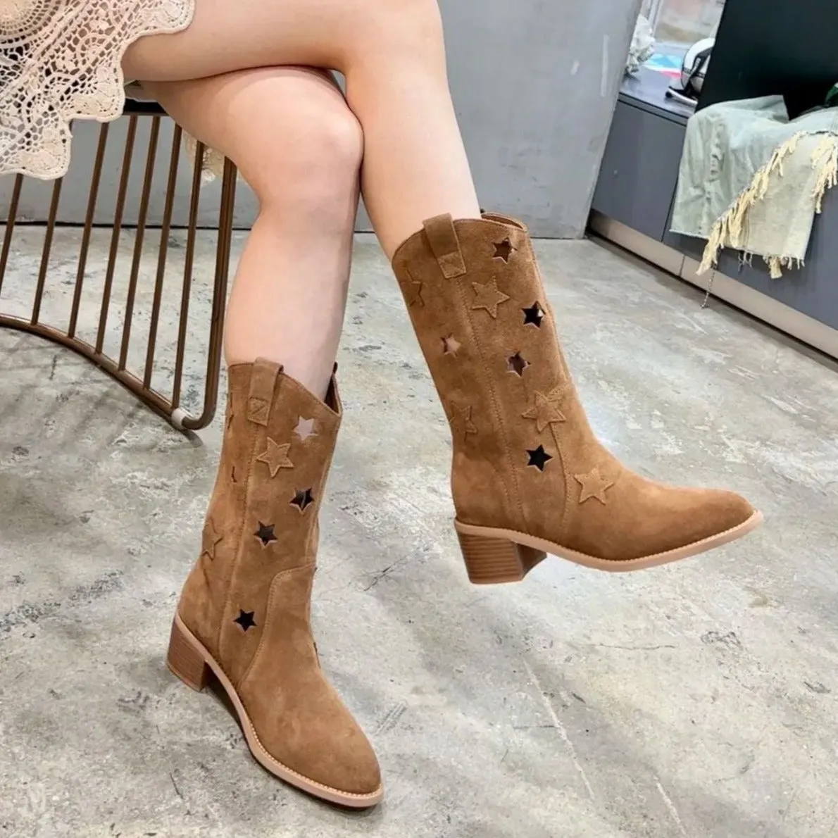 Retro Hollow Out Stars Pointed Toe Western Boots Short Boots