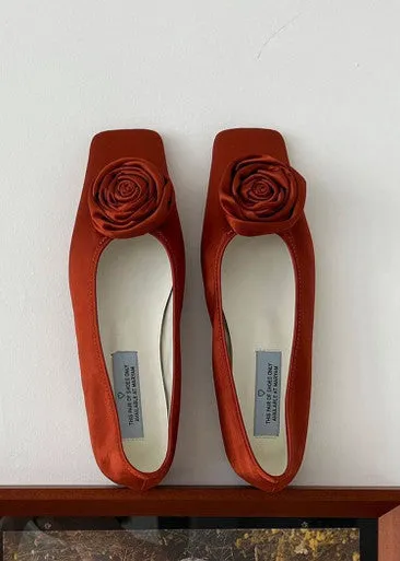 Rosette Flats (Pre-order)