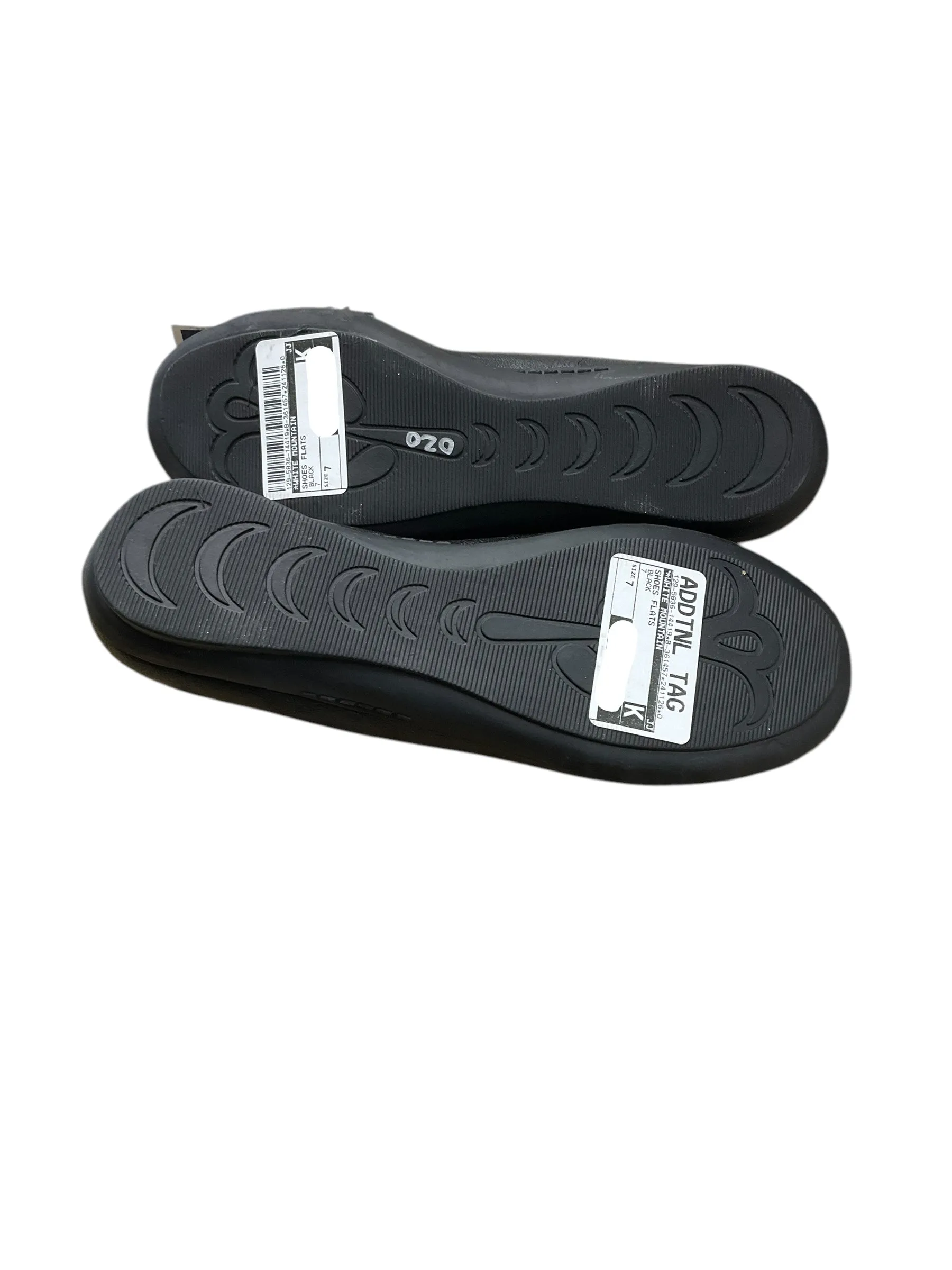 Shoes Flats By White Mountain In Black, Size: 7