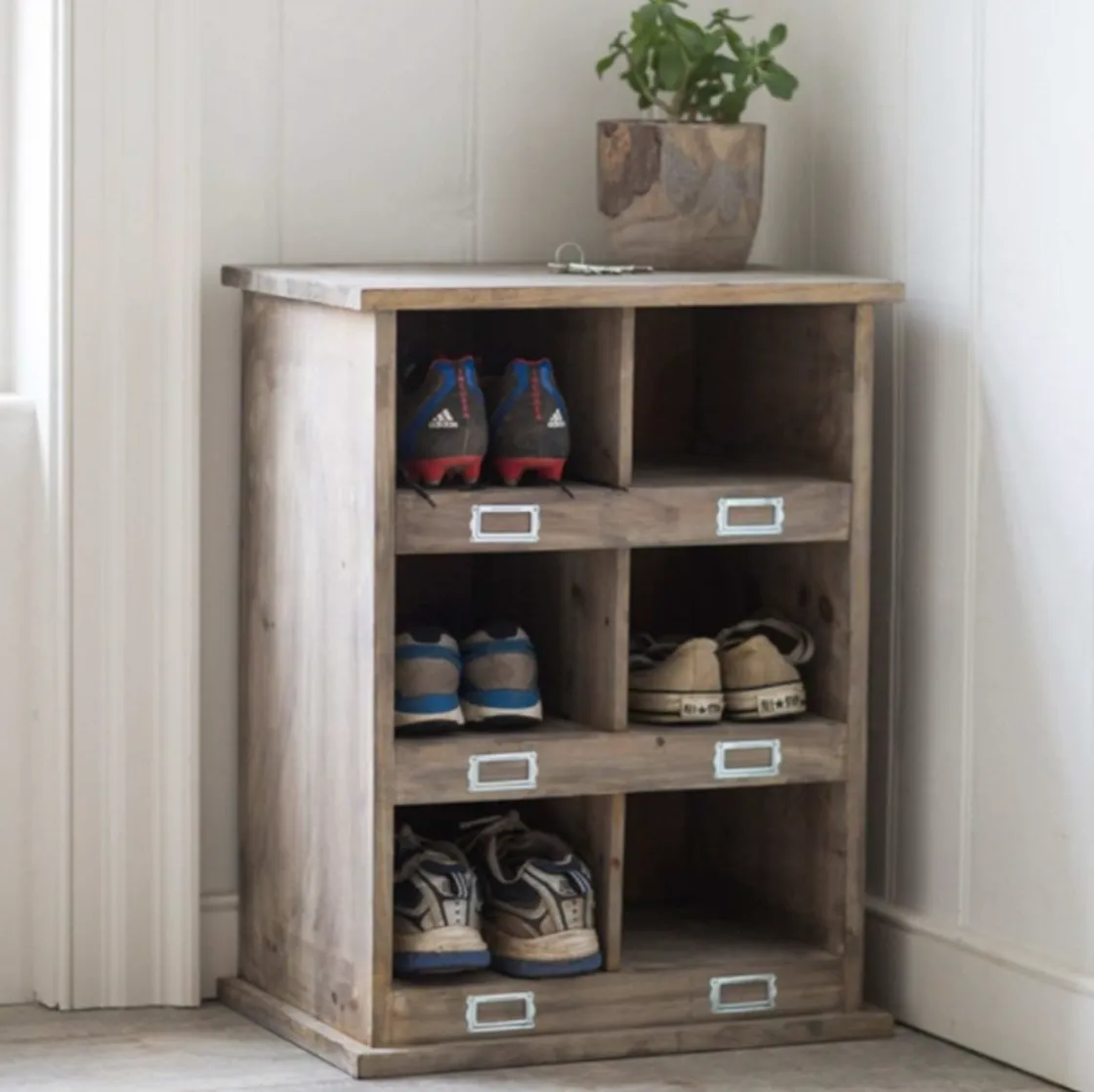 Wooden Chedworth Shoe Locker