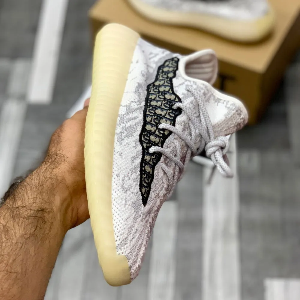 Yeeezzyy 350 v2 x Diiorr Reflectiive (Cream) Real Boost Premuiim Batch